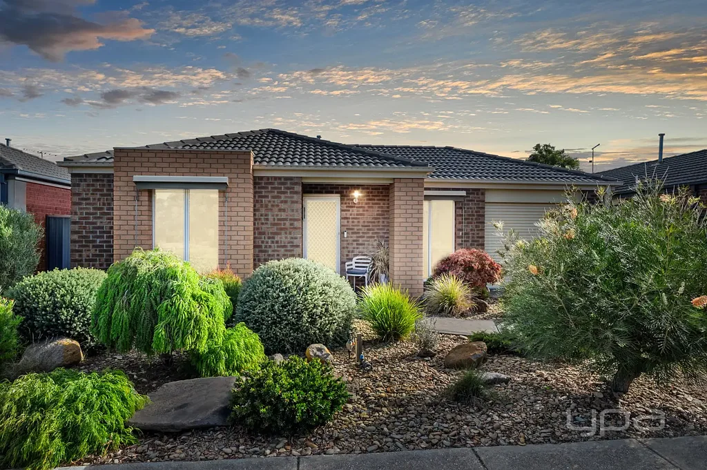 53 Lakewood Boulevard, Melton, VIC 3337