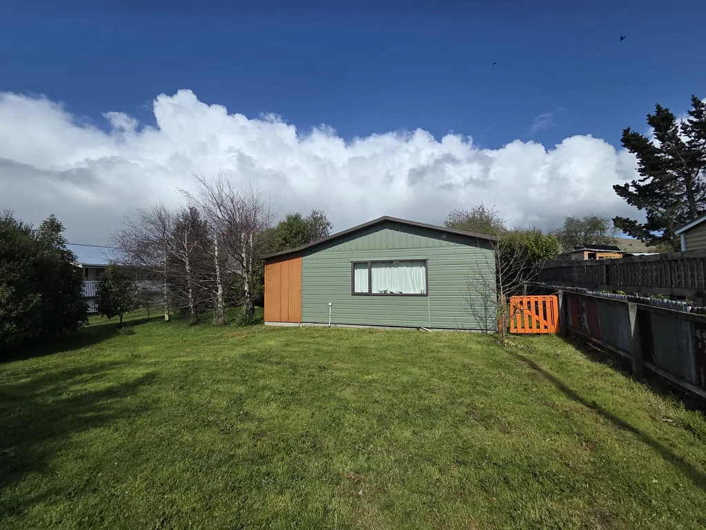 Clinton and Surrounds 1कमरा Tiny Home, Big Lifestyle!