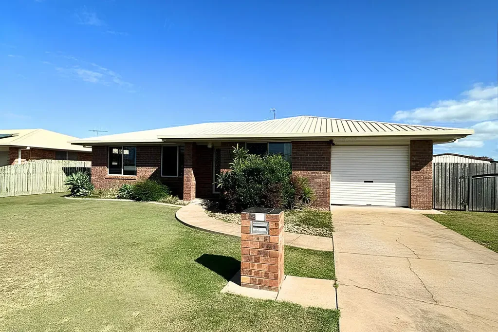 26 Clive Crescent, Kepnock, QLD 4670
