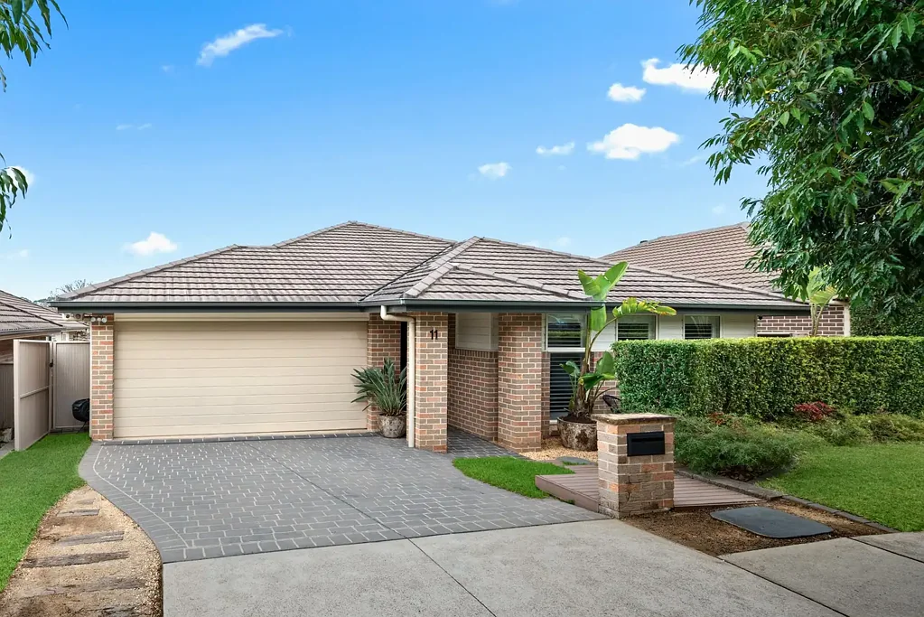11 Langshan Street, Spring Farm, NSW 2570