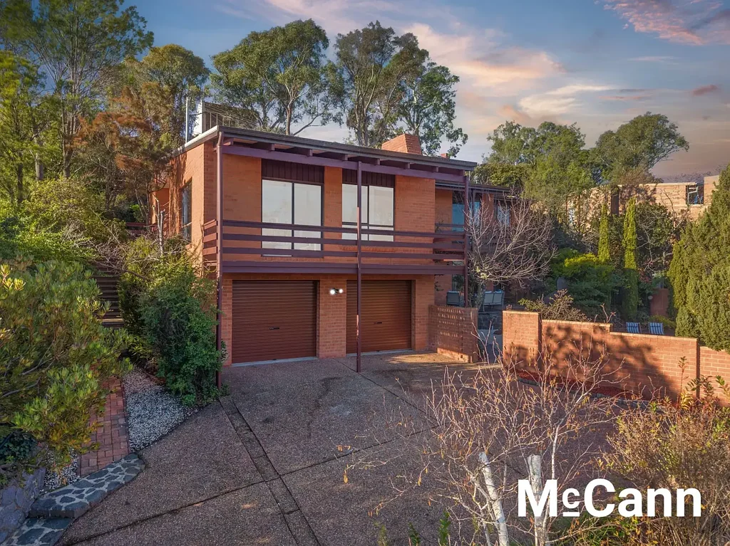 19 Harbison Crescent, Wanniassa, ACT 2903, 5 Bedrooms, 3 Bathrooms, House