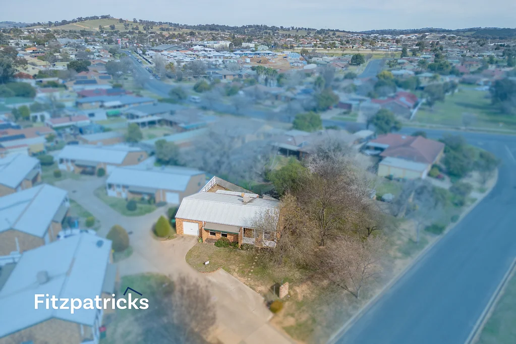 1/47 Karoom Drive, Glenfield Park, NSW 2650