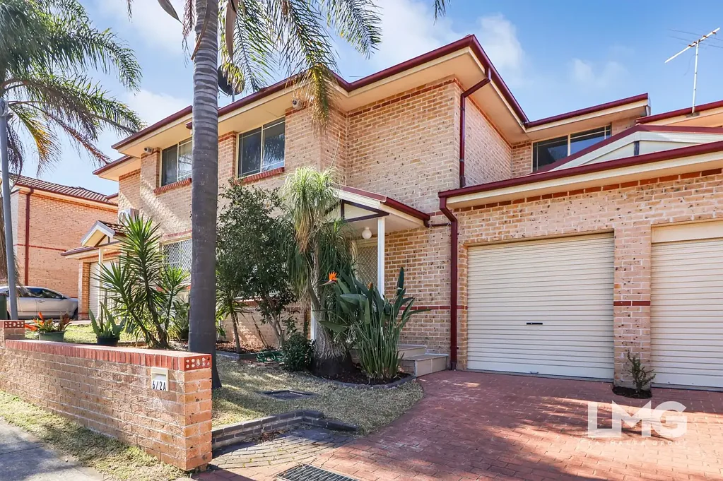 Auburn 3ਬੈੱਡਰੂਮ FULL BRICK TOWNHOUSE, NEAR AUBURN CBD