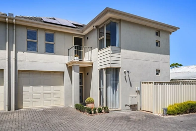 Clarence Park 3कमरा Top Tier Townhouse Living In A Character Neighbourhood