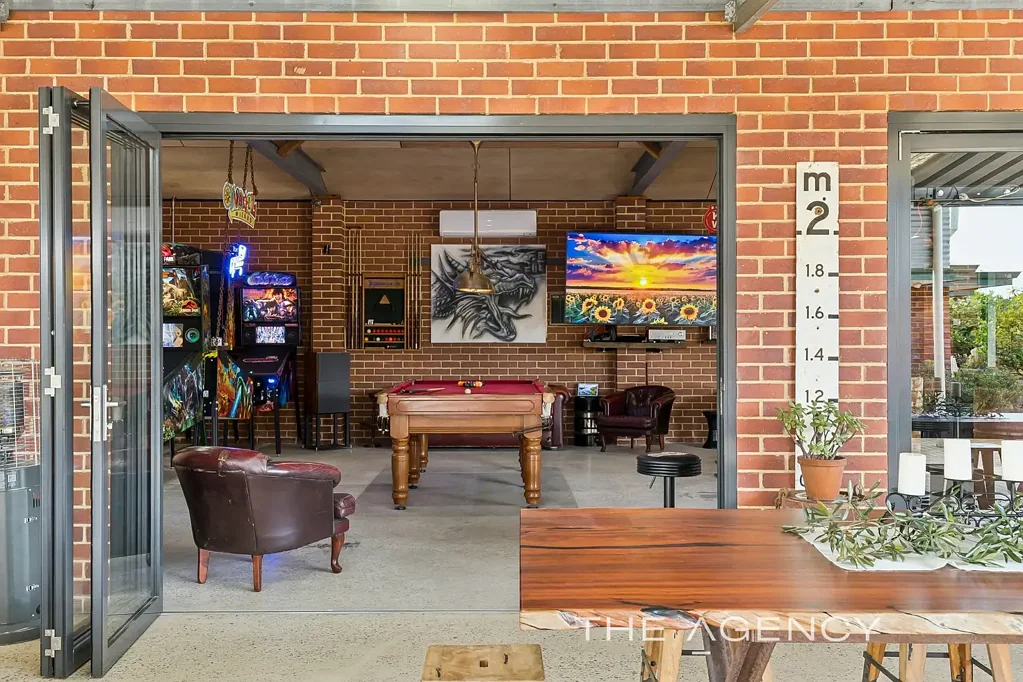 Henley Brook 5ห้องนอน Palatial Federation Residence With Incredible Rustic Man Cave On 3370 Sqm's
