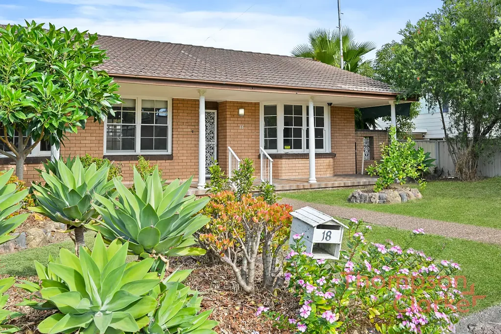 Abermain 3Zimmer Family Comfort, Space & Lifestyle with a Poolside Retreat 🏡