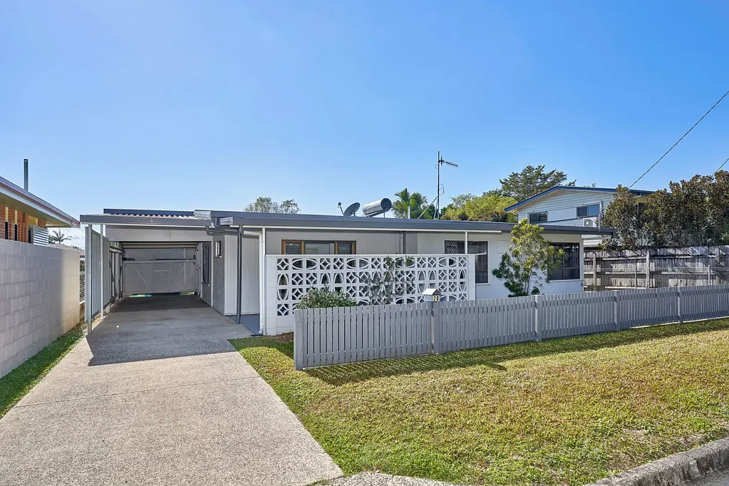 Earlville 3房  Fantastic Location, Neat as a Pin & Priced to Sell