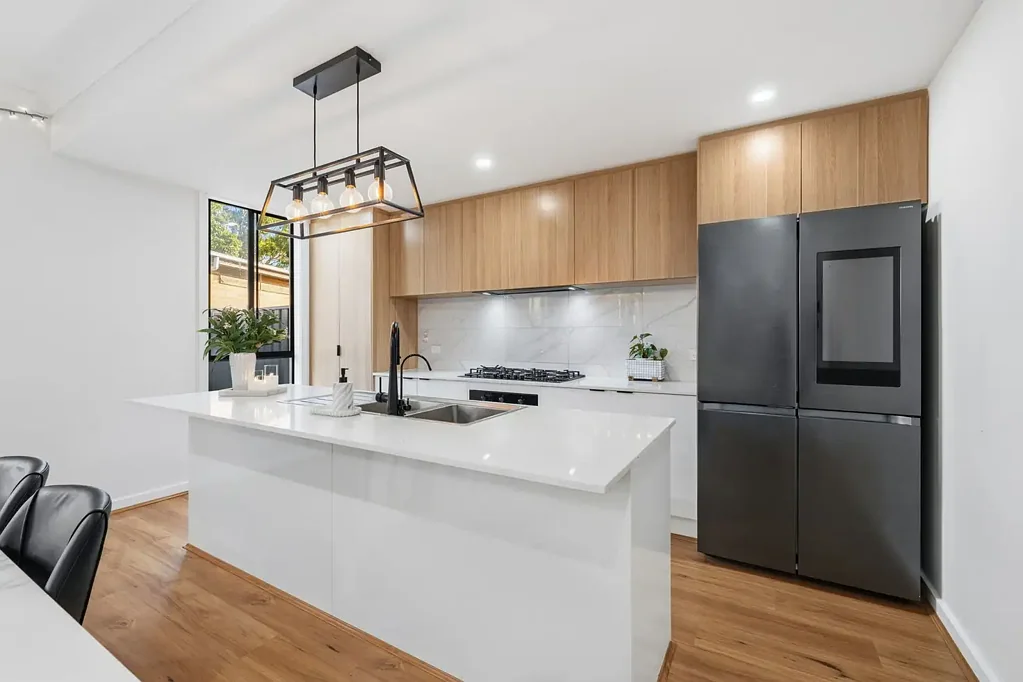 Morphett Vale 3chambre Modern Style in Morphett Vale.