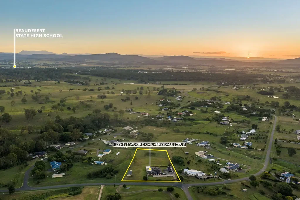 Veresdale Scrub 6 Bedroom Elevated Acreage Entertainer Boasting Panoramic Mountain Views and Dual Living Potential
