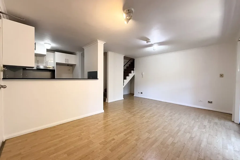 Spacious Split Level Apartment in the Heart of Ultimo
