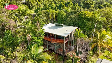 Bingil Bay 3 Slaapkamer Endless Possibilities with Coral Sea Views in Quaint Bingil Bay !!!
