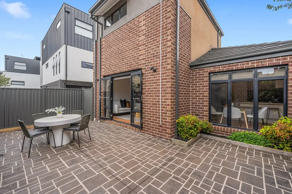Moonee Ponds 2部屋 Effortless Modern Living in the Heart of Moonee Ponds