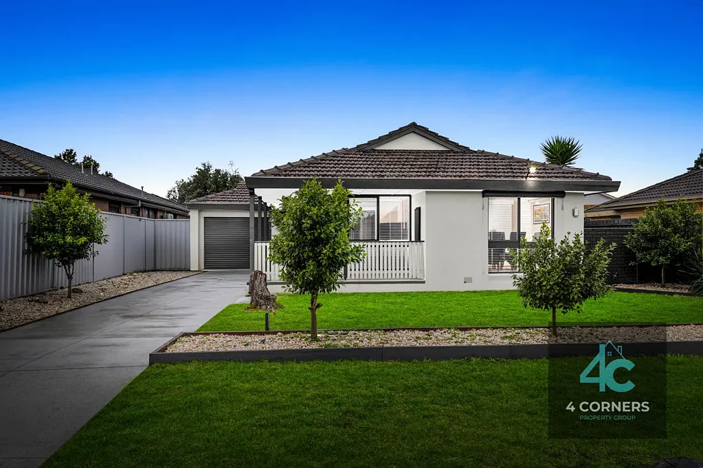 Hoppers Crossing 4ਬੈੱਡਰੂਮ Stylishly Renovated Family Home in a Prime Hoppers Crossing Location!!!