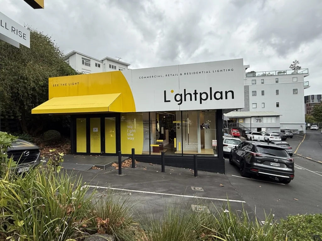 Parnell High Profile Showroom – Warehouse – Office