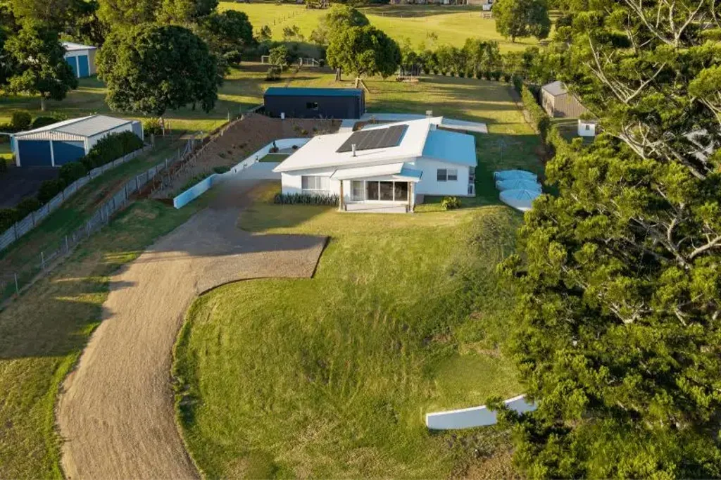 8 Sonaree Drive, Kingaroy, QLD 4610