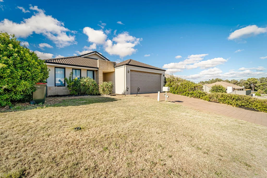 24 Yelbeni Loop, Baldivis, WA 6171