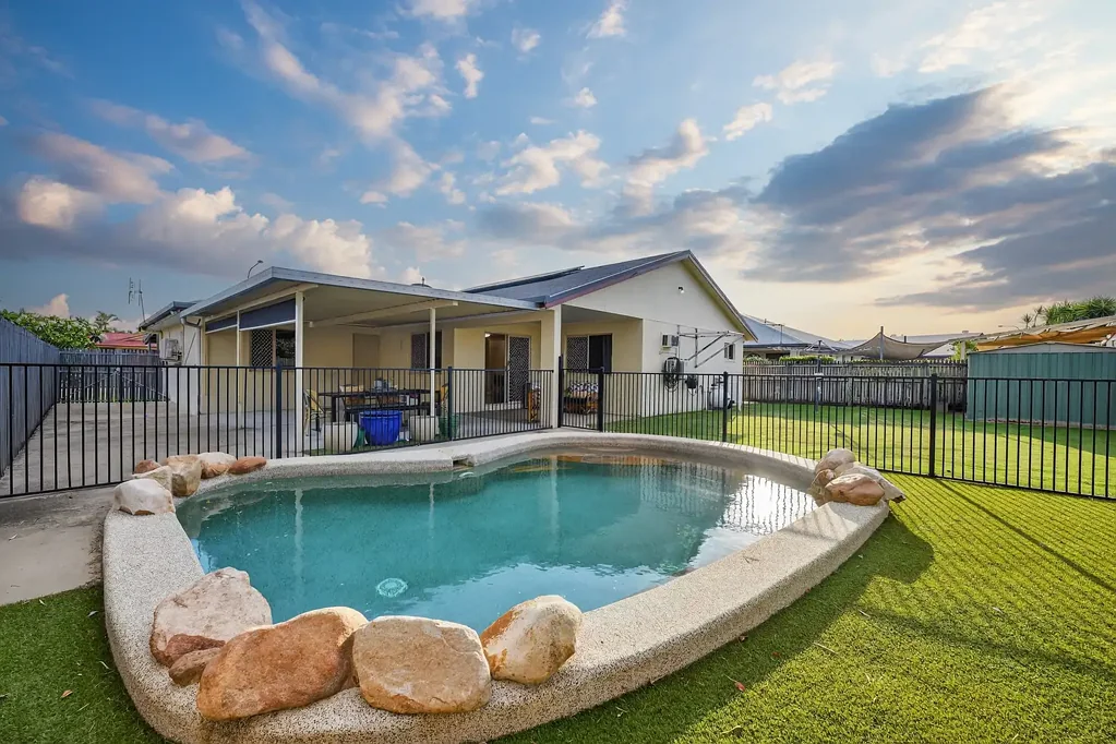 60 Greenwood Drive, Kirwan, QLD 4817