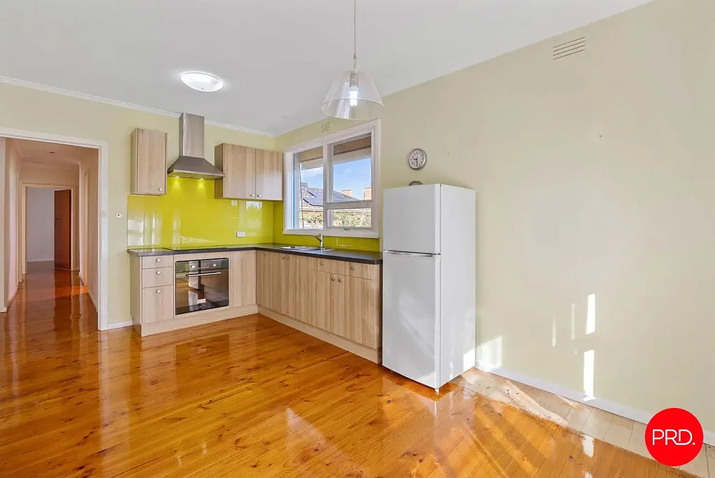 Modern, spacious, excellent location!