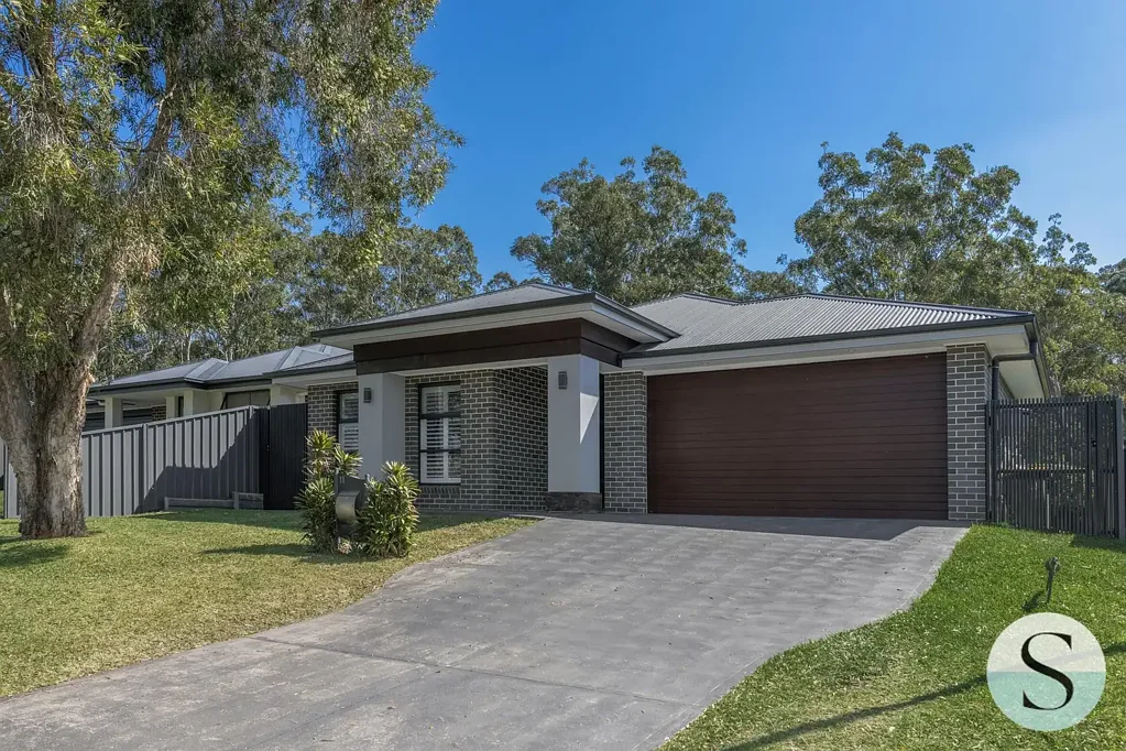 Cooranbong 4Kwarto Effortless Modern Family Entertainer, Multiple Living Zones, Palatial Proportions, Covered Alfresco, Double Garage, Single-Level Living & Fully Fenced