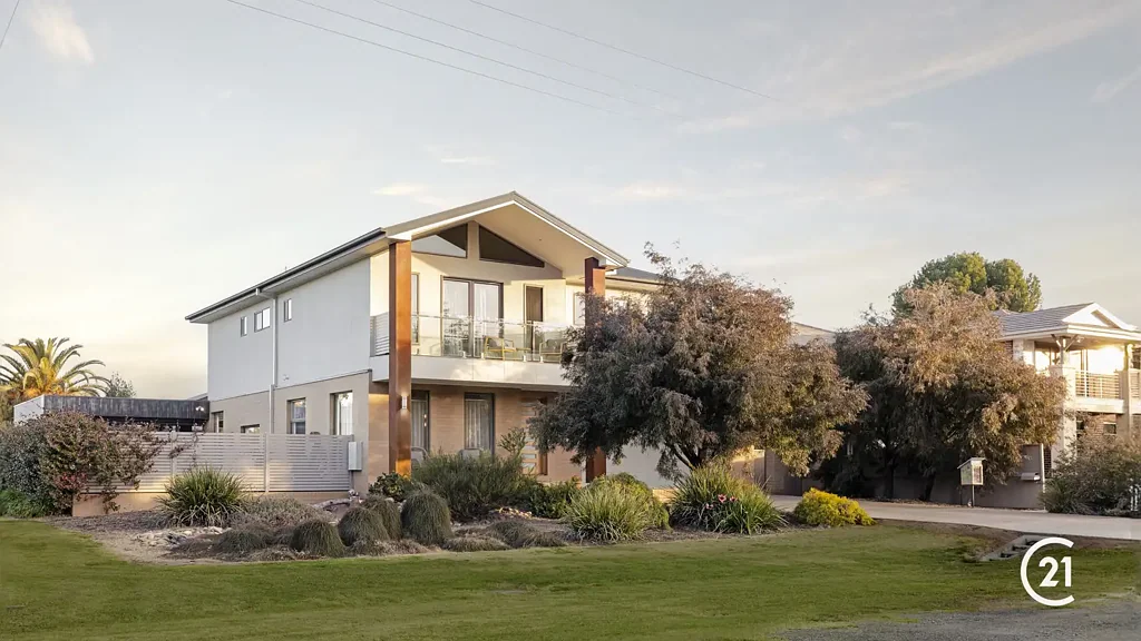Echuca 4ਬੈੱਡਰੂਮ The Benchmark