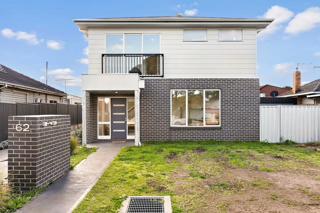 Glenroy 3 Slaapkamer Sleek, Striking & Ready to Impress