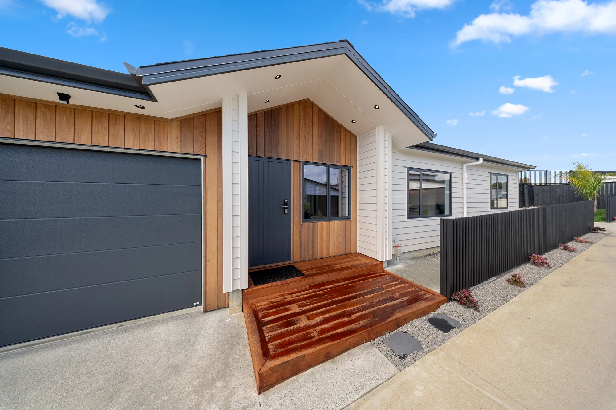 5 & 5A Hayley Court, Millwater, photo 9