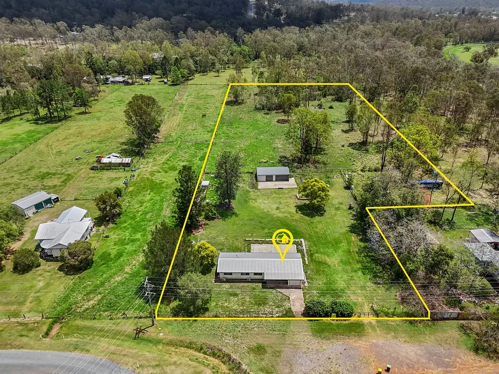 184 Esk Hampton Road, Esk, QLD 4312