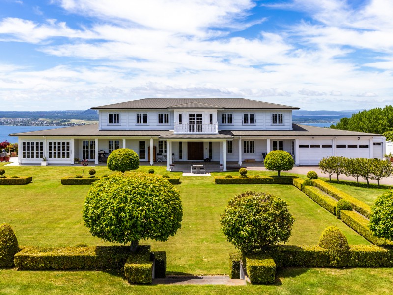 423 Gillespie Place, Acacia Bay, Taupo, 5 غرف, 0 حمامات