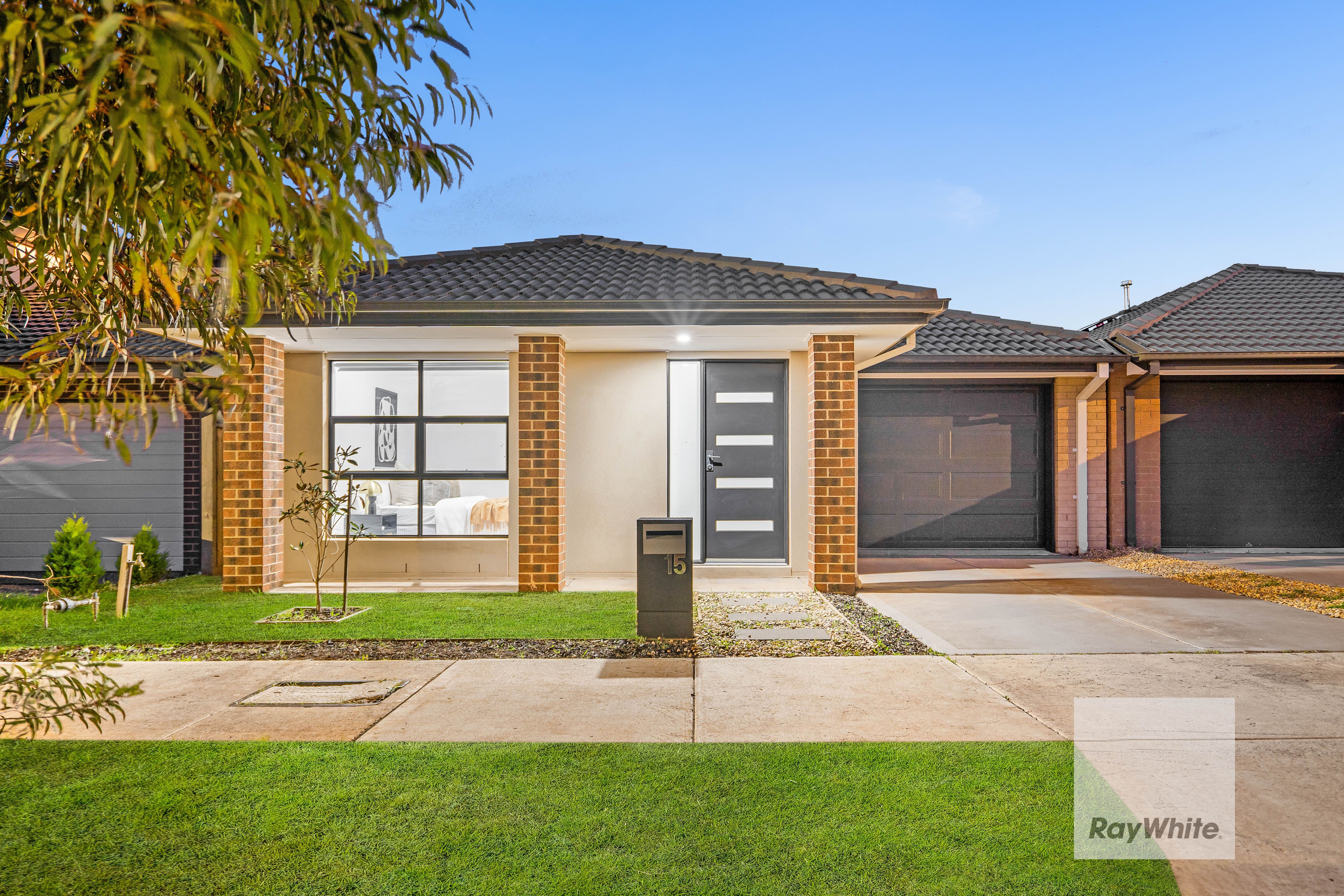 15 LYNWOOD DR, THORNHILL PARK VIC 3335, 0 rūma, 0 rūma horoi, House