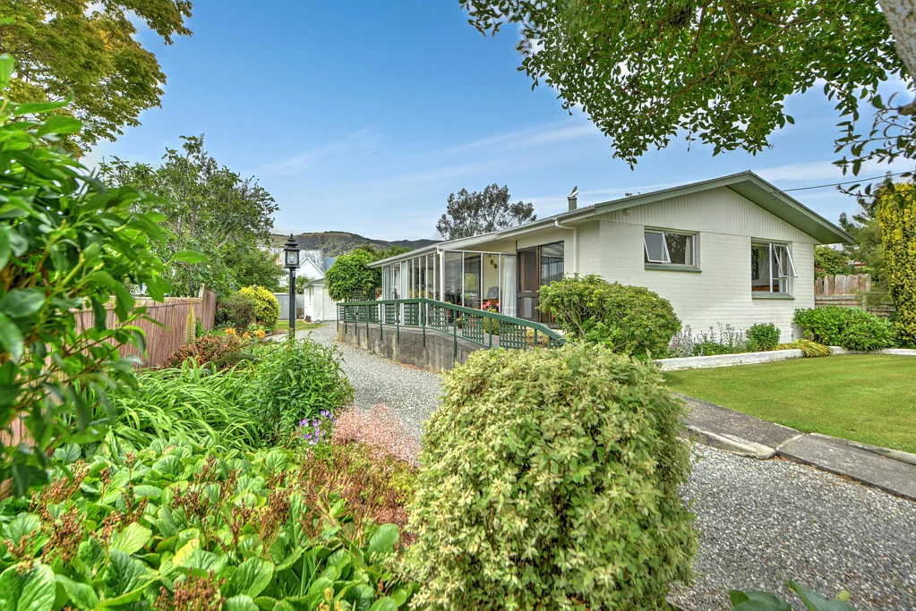 4 York Street, Tapanui, Clutha, Otago