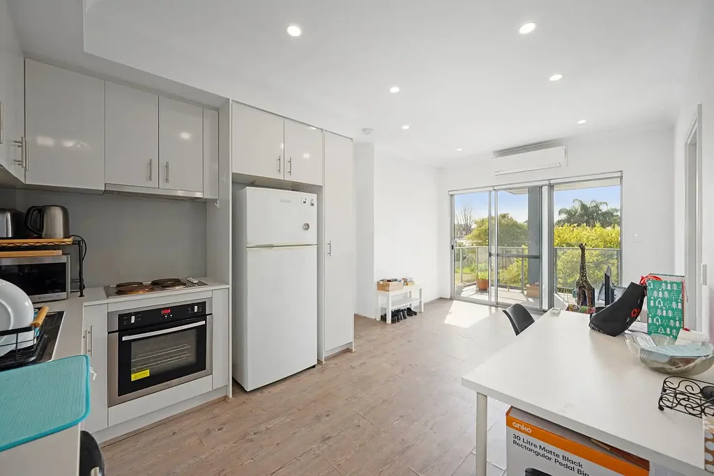 Cloverdale 2ਬੈੱਡਰੂਮ 2x2 Unit in Cloverdale with Balcony.