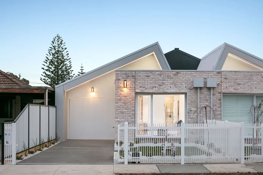 Altona North 3ਬੈੱਡਰੂਮ A Landmark of Luxury in Altona North