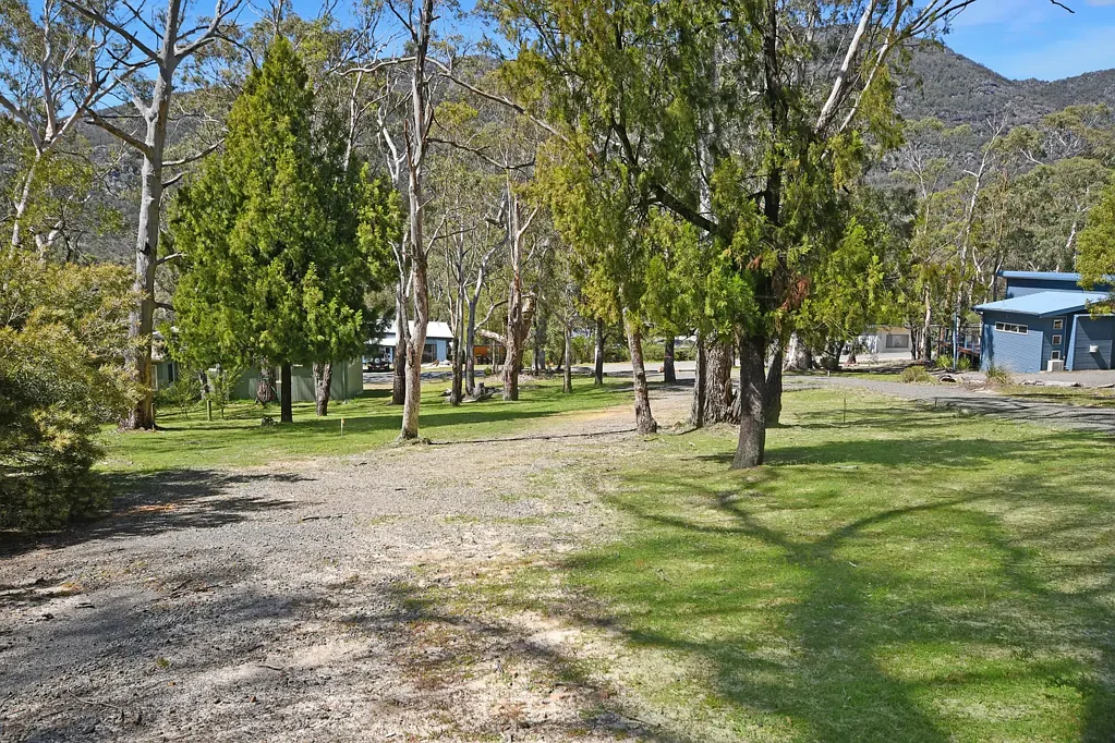 Halls Gap  Set High at the Base of the Grampians