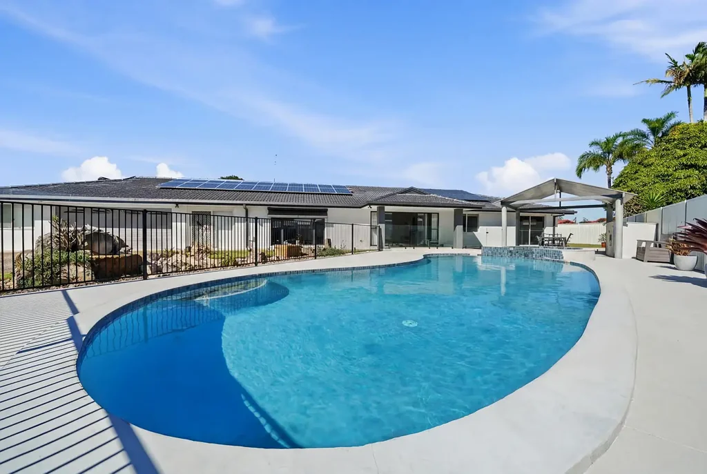 Palm Beach 4침실 MASSIVE BLOCK, DUAL LIVING POTENTIAL, QUIET CUL-DE-SAC , PALM BEACH!