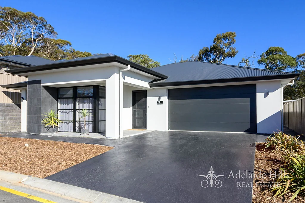 Mount Barker 4Phòng ngủ Luxurious Modern Living with Stunning Views in Clover Park Estate!