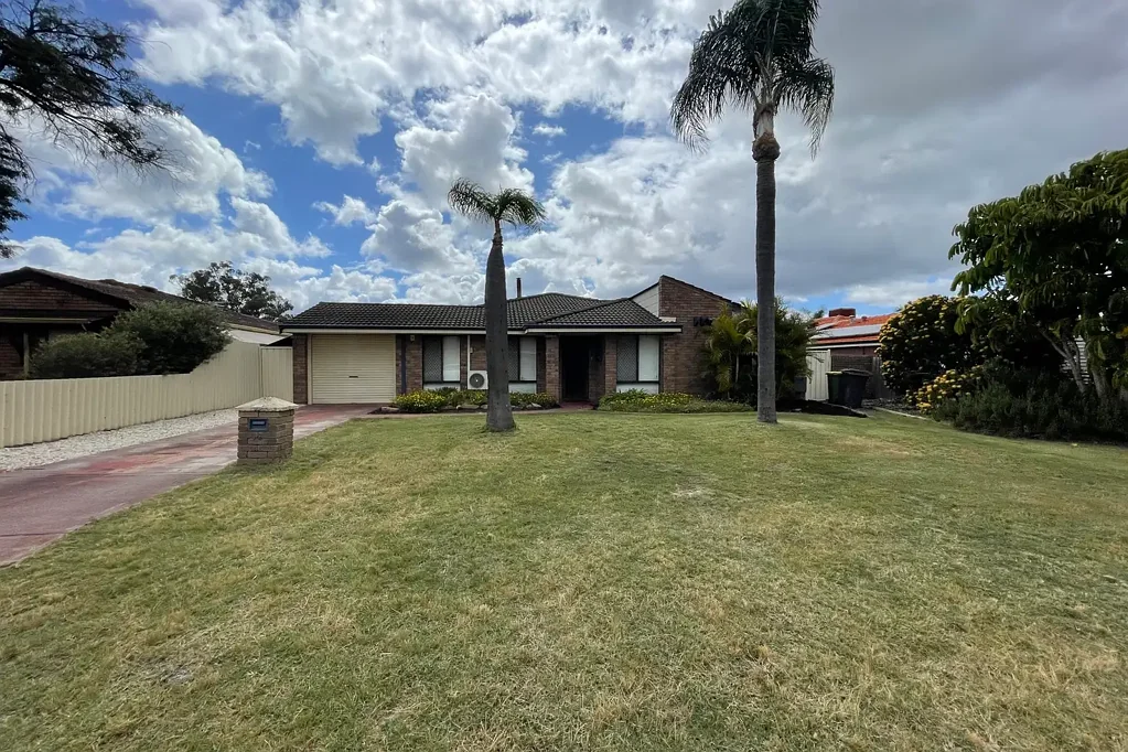 12 Empire Way, Thornlie, WA 6108