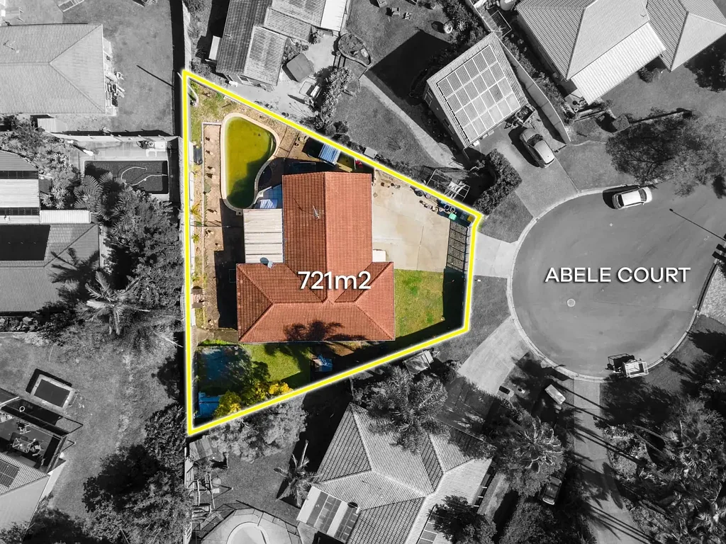 5 Abele Court, Elanora, QLD 4221
