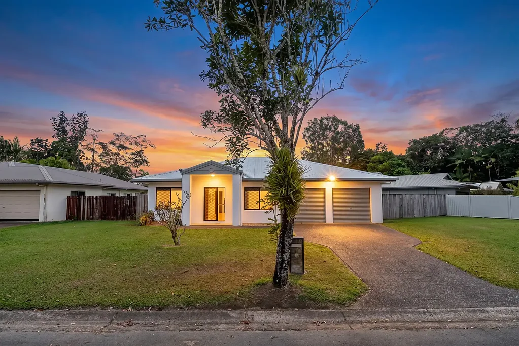 Mossman 4 Bedroom Mossman's Best Value: Move-In Ready Family Living