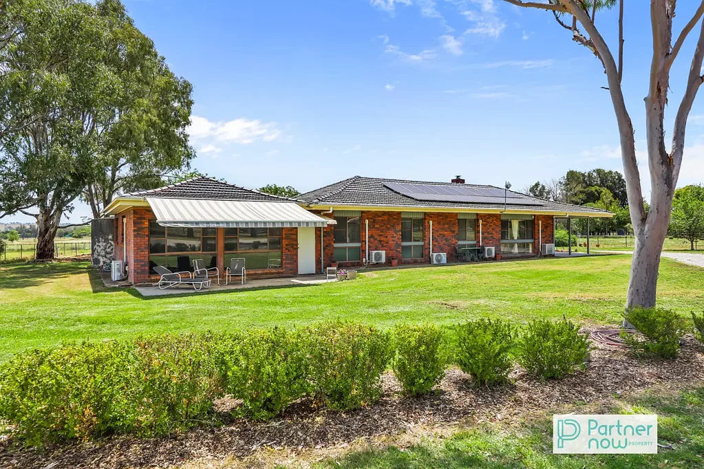 Tamworth 5房  Sensational Small Acreage Living