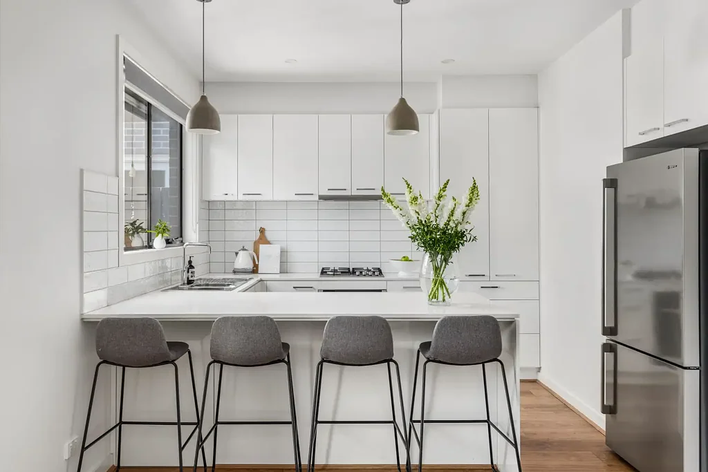 Tyabb 2 Bedroom Perfect Peninsula Pad