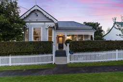 100 Selwyn Street, Onehunga