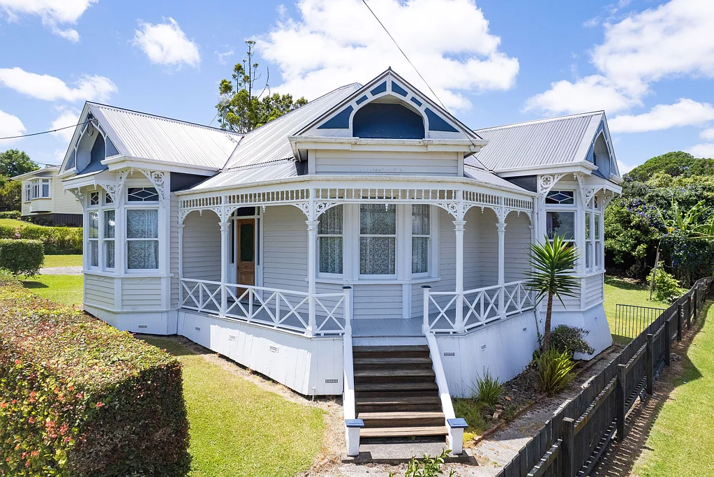 Dargaville 3房  A Timeless Villa with Captivating Views