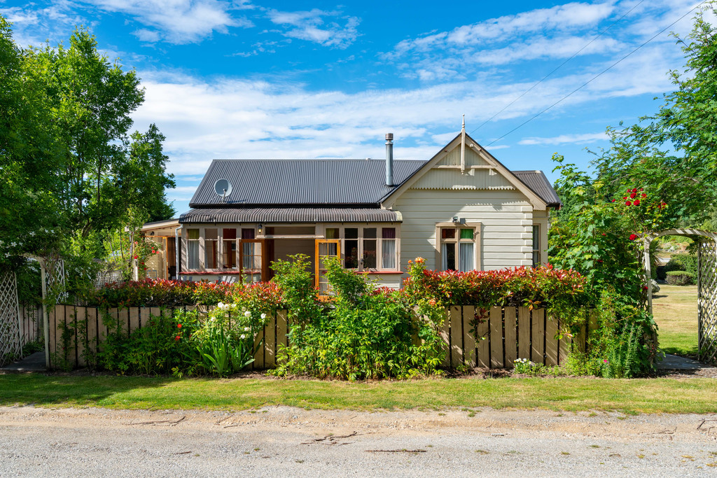 1 Channel Road, Naseby, Otago, 3 Bedrooms, 0 Bathrooms