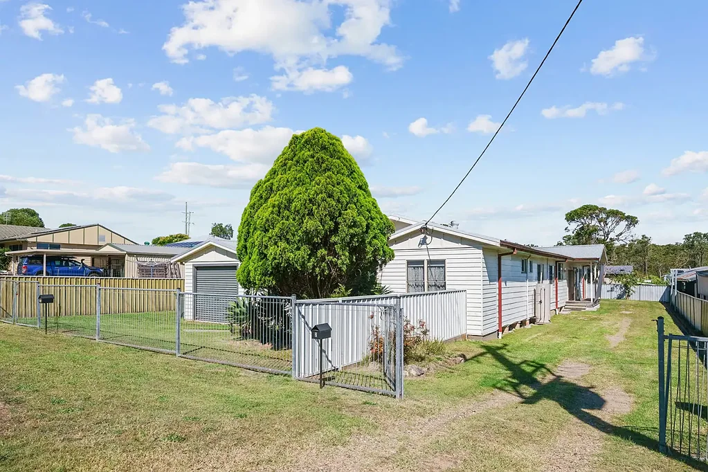 Holmesville 7房  Dual Income Opportunity on 939sqm in a High-Convenience Holmesville Setting