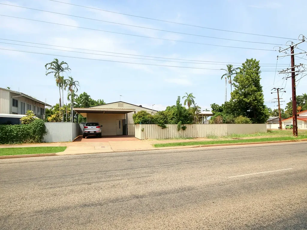 Katherine 2Moenga Spacious and Convenience