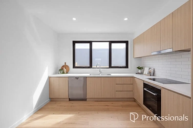 Kitchen - 1&3/2A John Street, Lilydale, VIC 3140