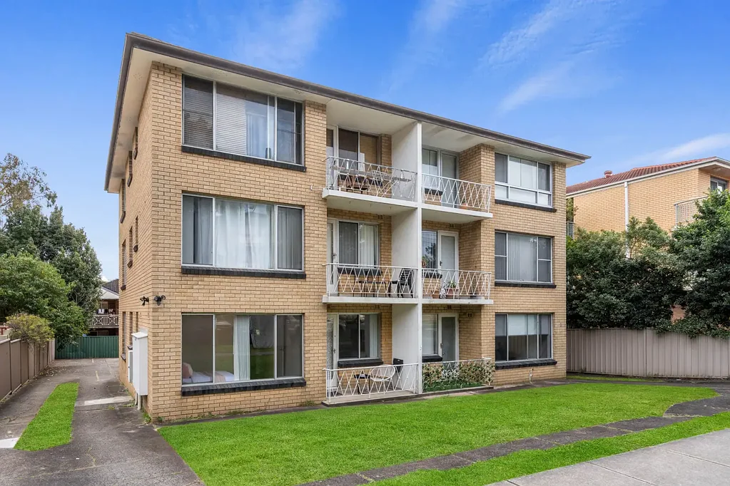 Mortdale 2બેડરૂમ Ground Floor Unit in Ultra Convenient Location
