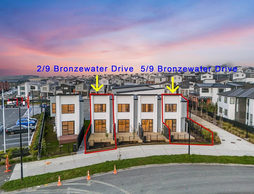 Unit 2/9 Bronzewater Drive, Silverdale, Rodney, 3房, 2浴, 独立屋