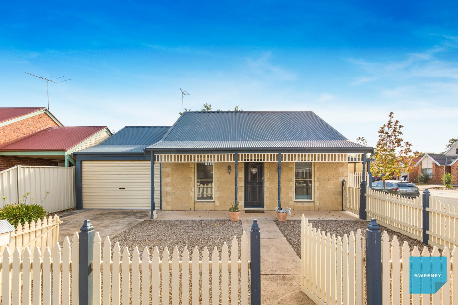 27 NARACOORTE DR, CAROLINE SPRINGS VIC 3023, 0房, 0浴, House