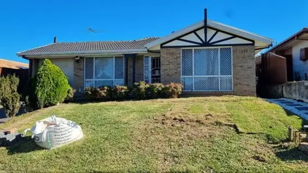 3 BEDROOM HOME WITH SOLAR SAVINGS